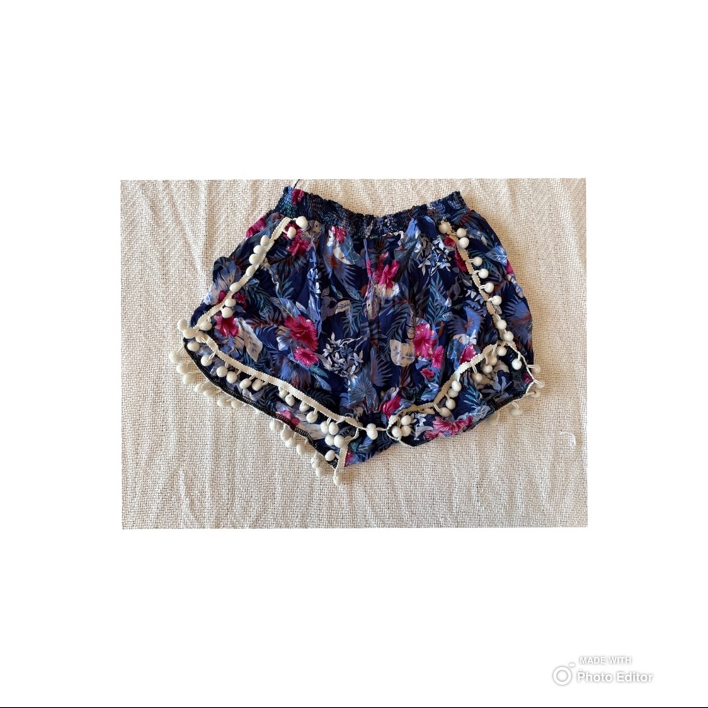 Pom Pom Floral Flowy Shorts